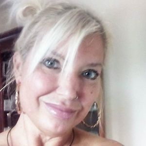 Meet your Posher, Rhonda